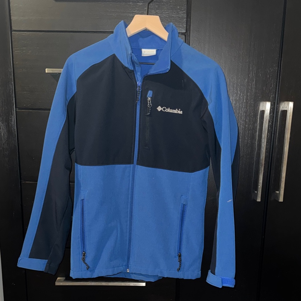 Columbia Two-Tone Blue and Black Jacket